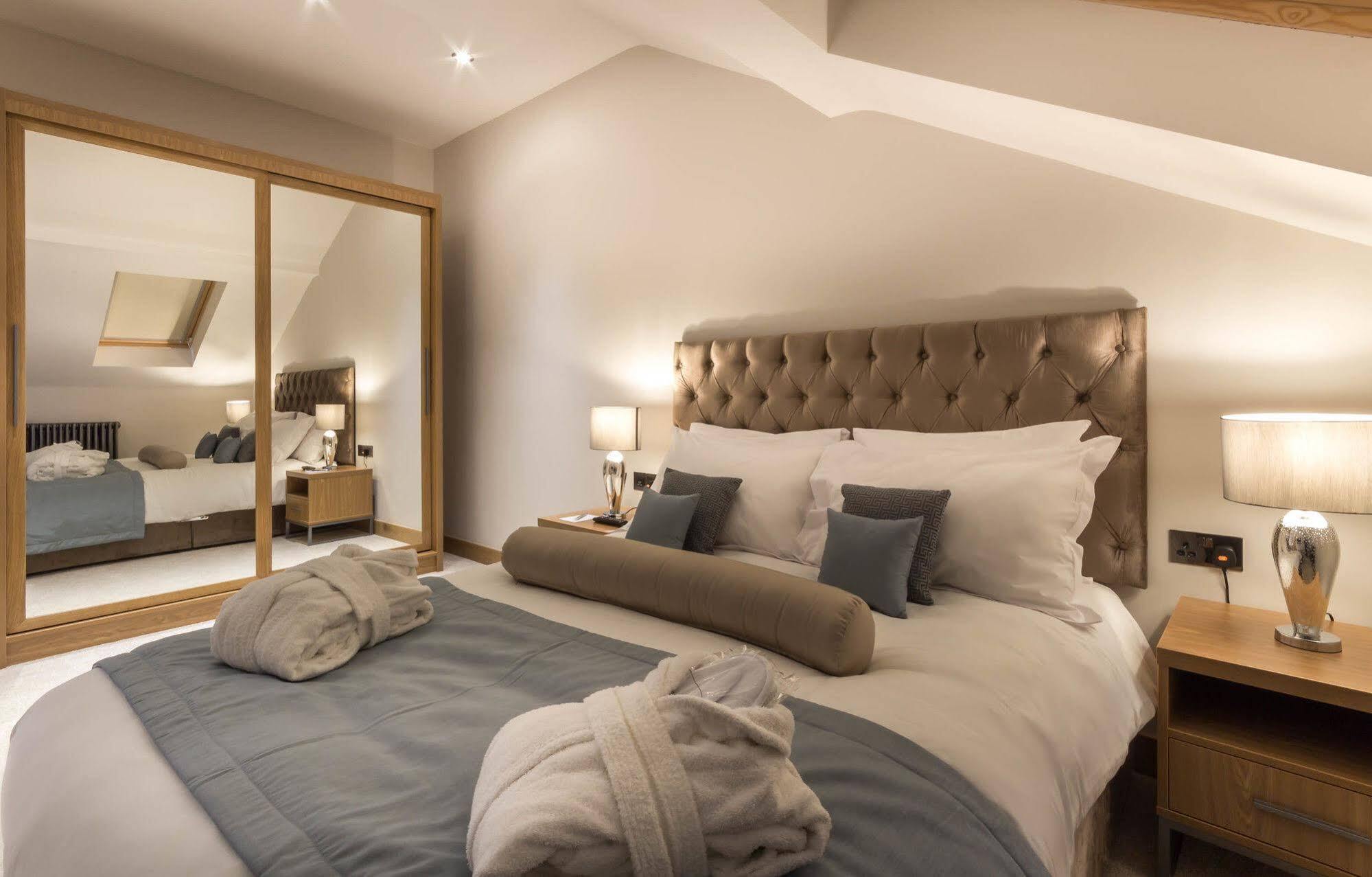 Mansio Suites Basinghall Лийдс Екстериор снимка