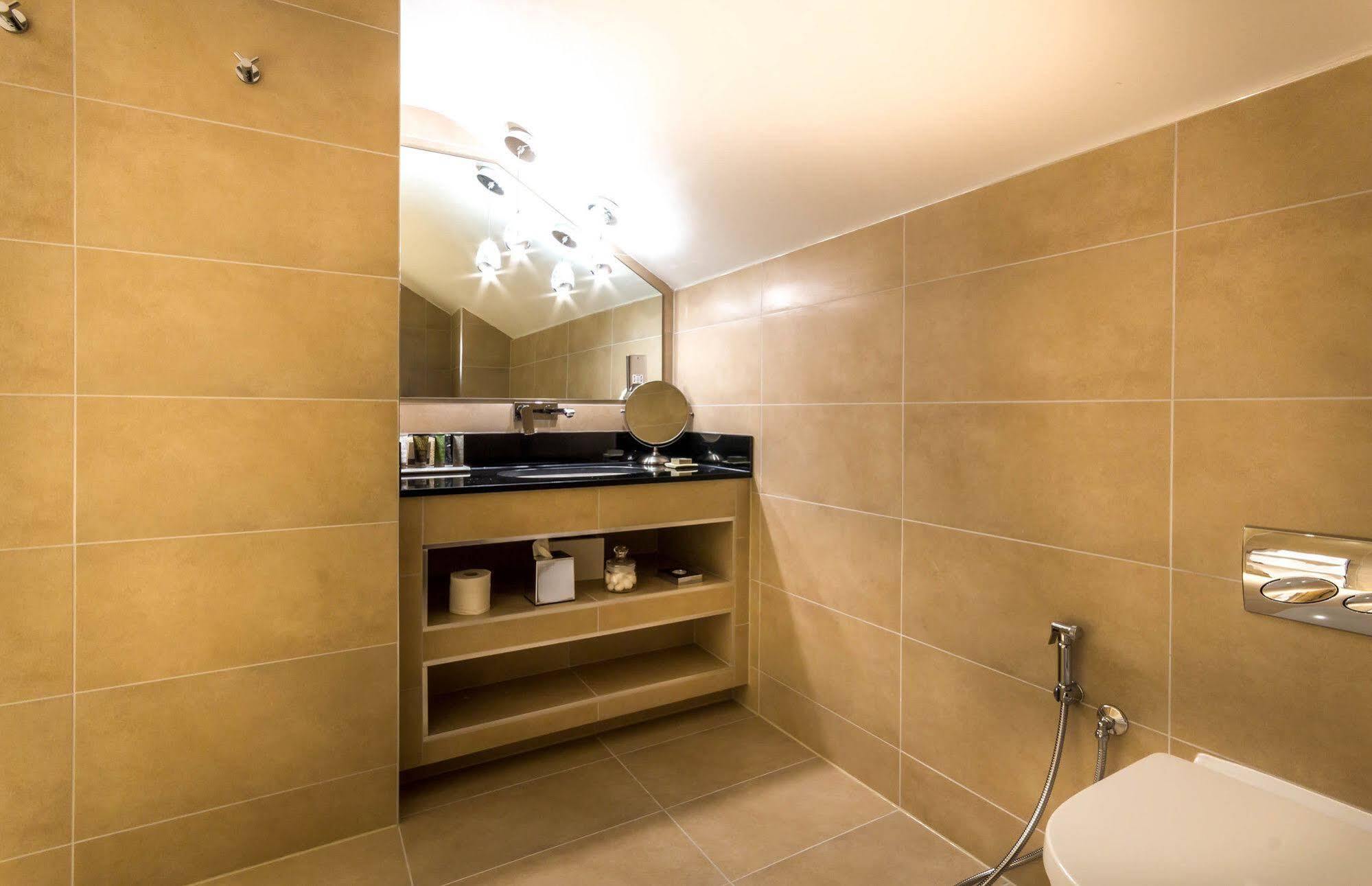 Mansio Suites Basinghall Лийдс Екстериор снимка